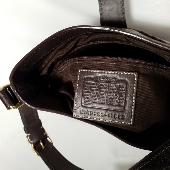 Coach Hampton Hobo Bag - Picture 3 of 8